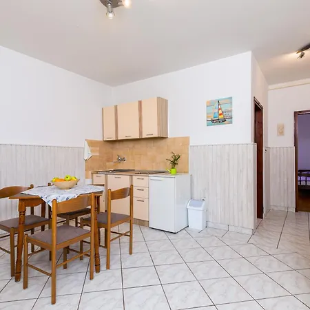 Apartment Milka-3