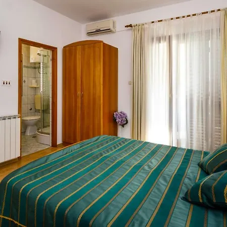 Rooms Mimi-2